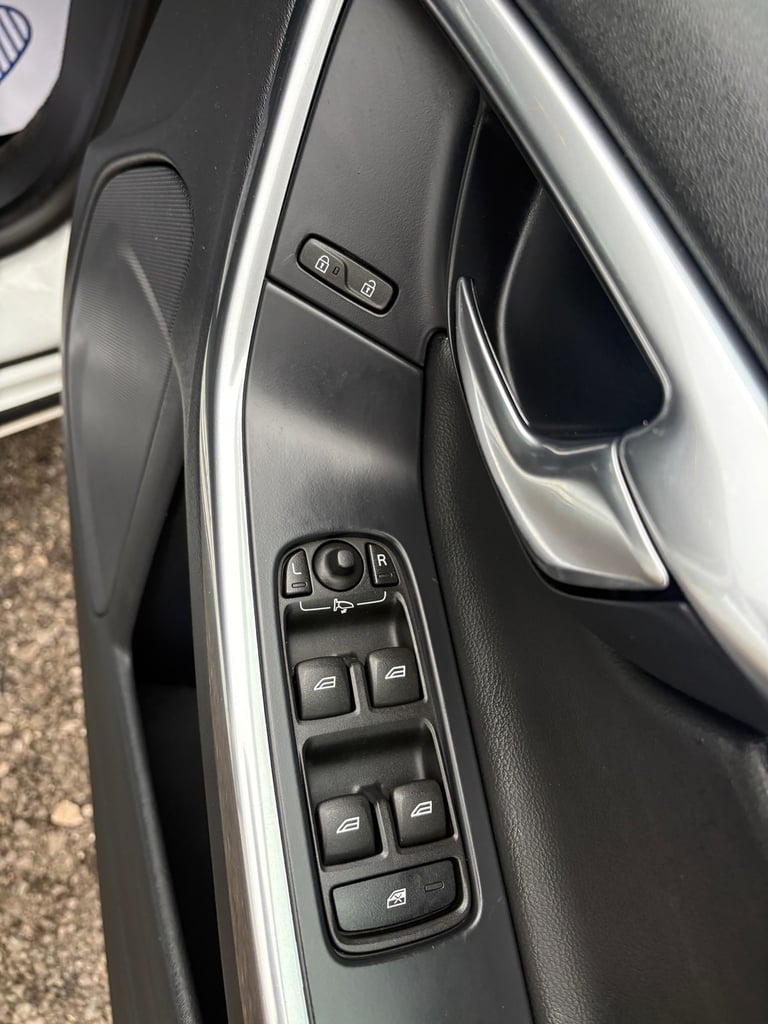 2014 Volvo V60 D4 [181] SE Lux Nav 5dr ESTATE DIESEL Manual