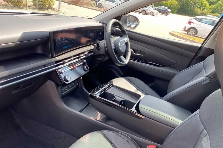 2025 Hyundai TUCSON 1.6 T-GDi 13.8kWh Ultimate Auto Euro 6 (s/s) 5dr ESTATE Petrol/Electric Hybri...