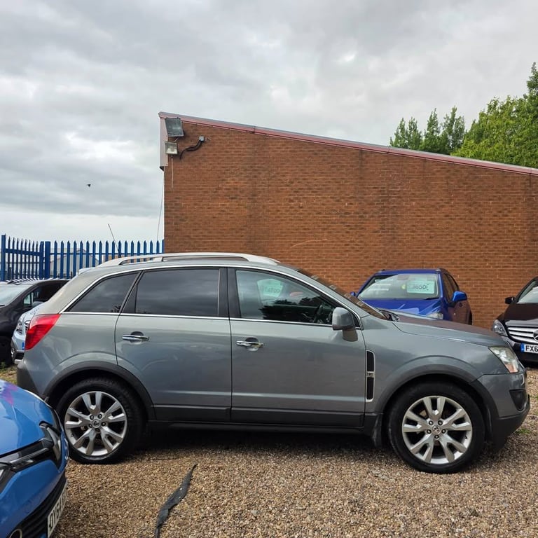  VAUXHALL ANTARA NAV 2.2 DIESEL 184BHP 4X4 AUTOMATIC GEARBOX YEAR 2013 LOW MILES 12 MONTHS MOT!