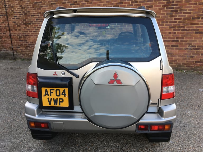 MITSUBISHI SHOGUN PININ AUTO ULEZ 1.8 PETROL 3 DOOR AUTOMATIC 