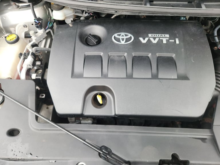 TOYOTA AURIS AUTOMATIC 1.6LTR PETROL ULEZ COMPLY BARGAIN PRICE 