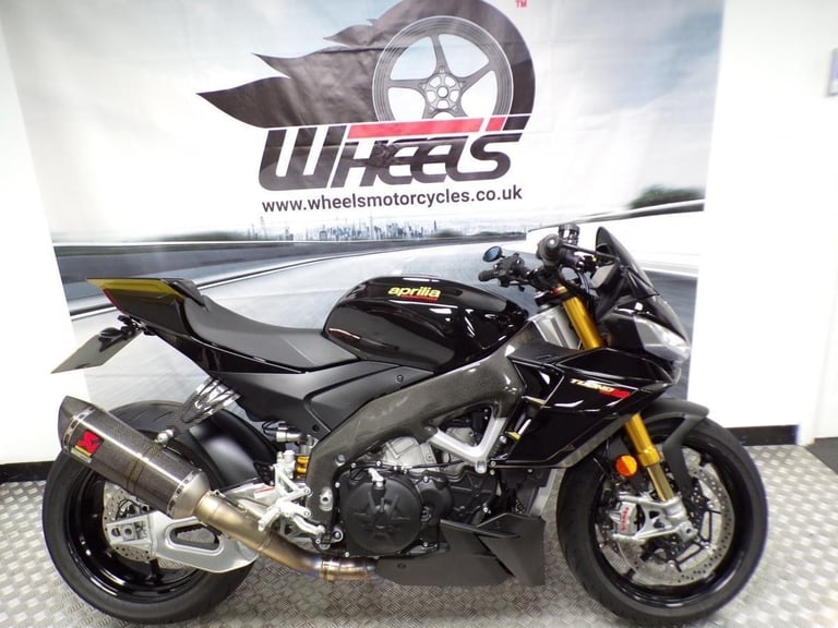 image for 2022 APRILIA TUONO 1100 V4 FACTORY WITH AKRAPOVIC AND RACE MAP FITTED