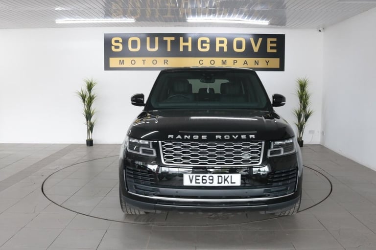 2019 Land Rover Range Rover 3.0 SD V6 Vogue SE SUV 5dr Diesel Auto 4WD Euro 6 (s/s) (275 ps) ESTA...