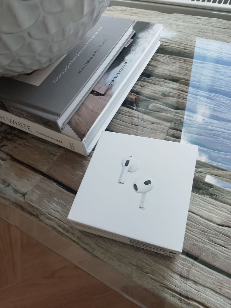 image for Apple iPods | 3rd Gen