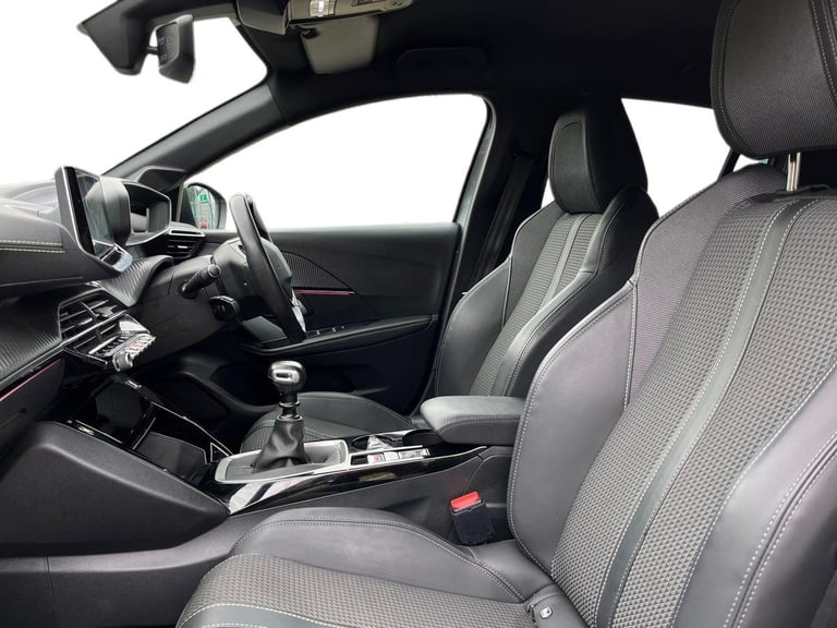  Peugeot 208 1.2 Puretech Gt Hatchback 5dr Petrol Manual Euro 6 s/s 100 Ps