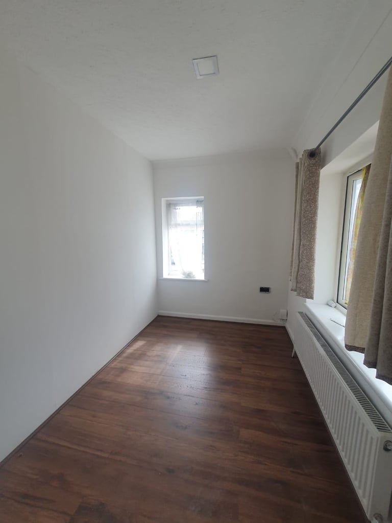A superb spacious detached house located in the heart of Dagenham