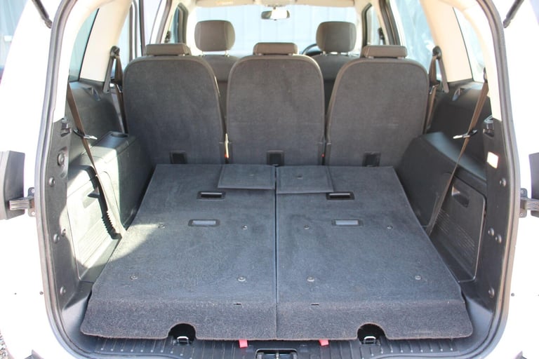 2014 Ford S-Max 1.6 TDCi Zetec Euro 5 (s/s) 5dr MPV Diesel Manual