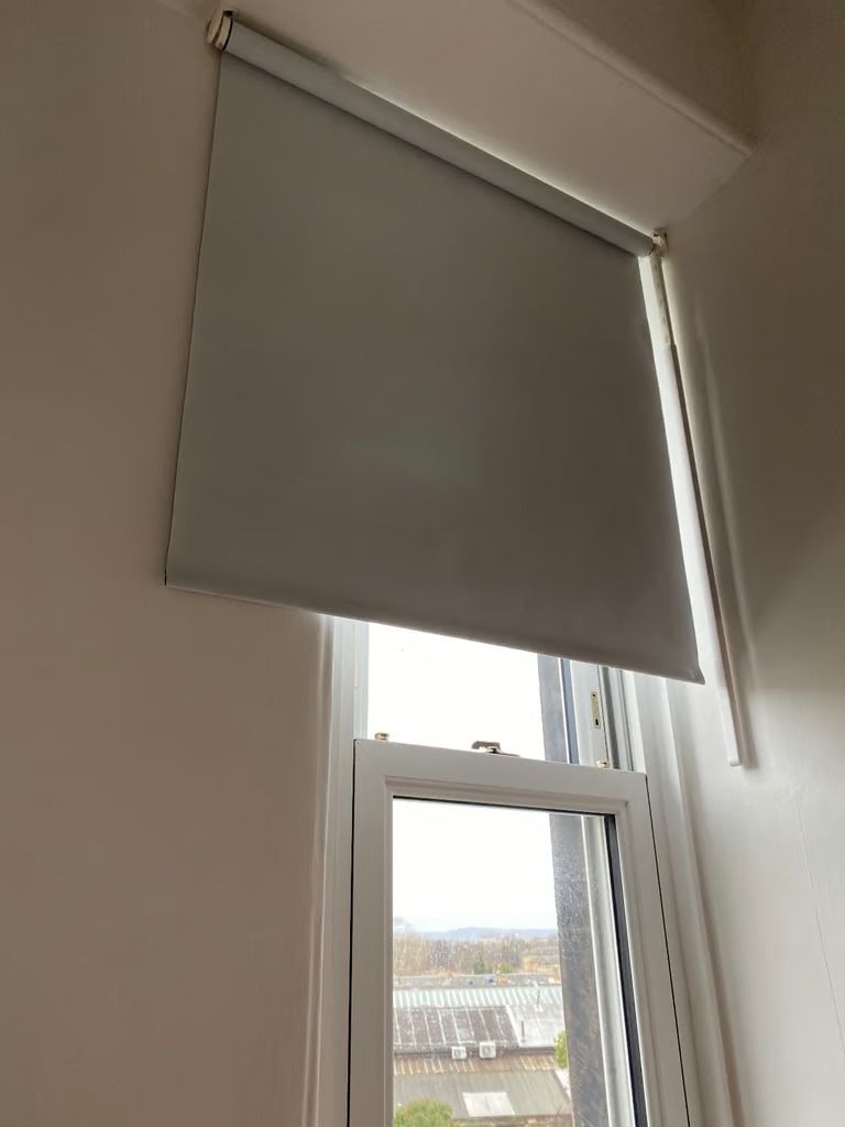 IKEA Fridans white block-out roller blind 60x195 cm + Magic Wand Good Condition