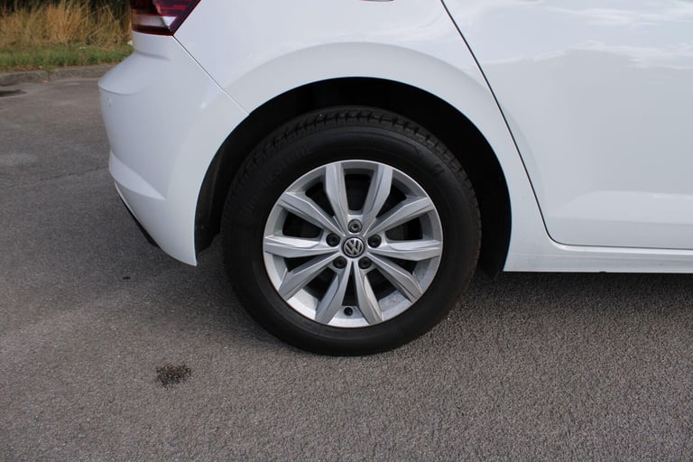 2018 Volkswagen Polo 1.0 TSI SE Euro 6 (s/s) 5dr HATCHBACK Petrol Manual