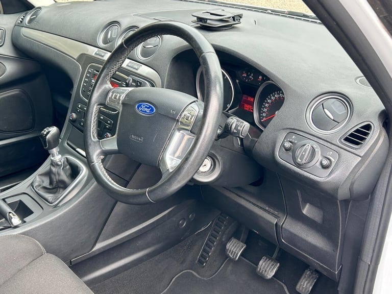 2014 Ford S-Max 1.6 TDCi Zetec 5dr (1 year warranty and breakdown cover) MPV Diesel Manual