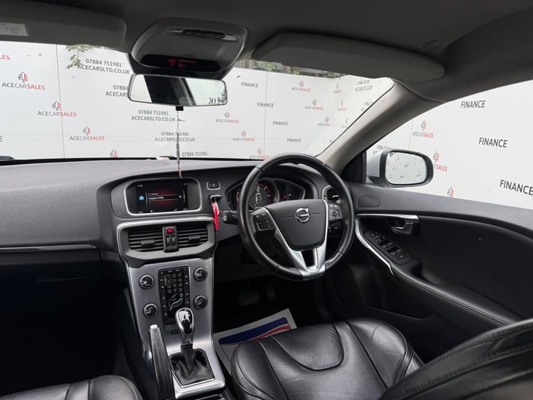 2016 Volvo V40 D3 [4 Cyl 150] Inscription 5dr Geartronic HATCHBACK DIESEL Automatic