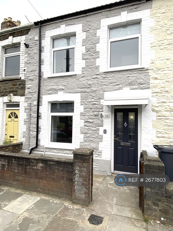 2 bedroom flat in Woodville Road, Cardiff, CF24 (2 bed) (#2677803)