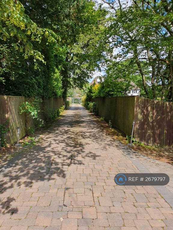 image for 1 bedroom flat in Northwood, Middlesex, HA6 (1 bed) (#2679797)