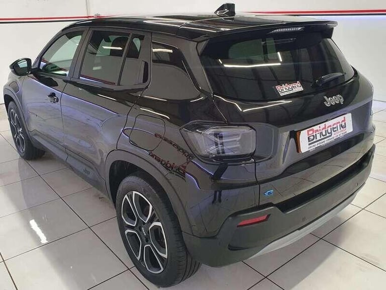 2024 Jeep Avenger 54kWh Summit SUV 5dr Electric Auto (156 ps) HATCHBACK Electric Automatic