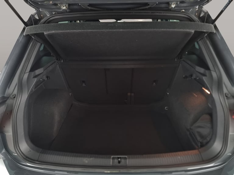 2021 Volkswagen Tiguan 1.5 TSI R-Line SUV 5dr Petrol DSG Euro 6 (s/s) (150 ps) - AUTO PARK - LED ...