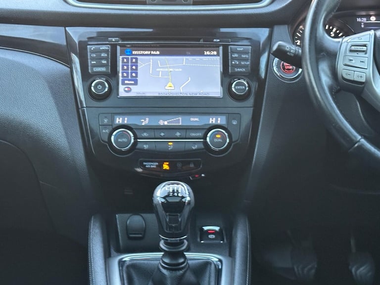 2014 Nissan Qashqai 1.2 DIG-T Acenta Premium 2WD Euro 5 (s/s) 5dr HATCHBACK Petrol Manual