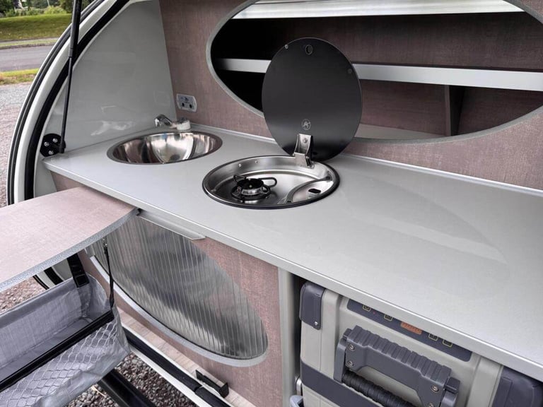 Caretta 1500 Teardrop trailer 