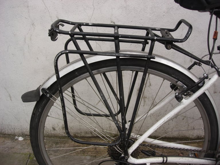 Electric Bike/ Hybrid/ Commuter Bike by Specialized, White, Medium, JUST SERVICED/ CHEAP PRICE!!!