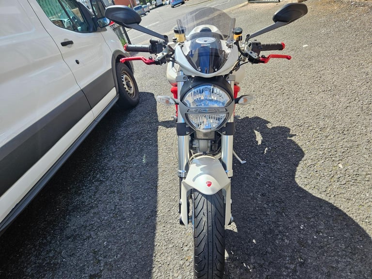 Ducati Monster M1100 in spotless condition 