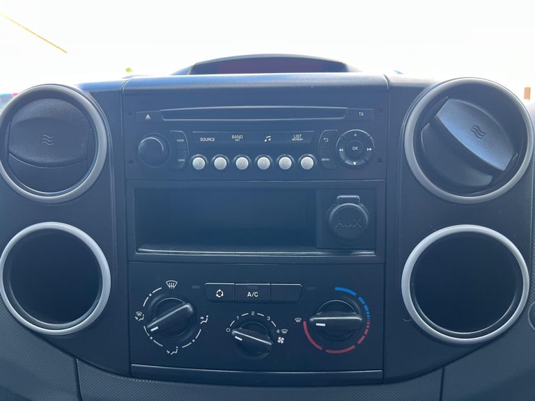 2013 Peugeot Partner 850 1.6 HDi 92 Professional Van PANEL VAN DIESEL Manual