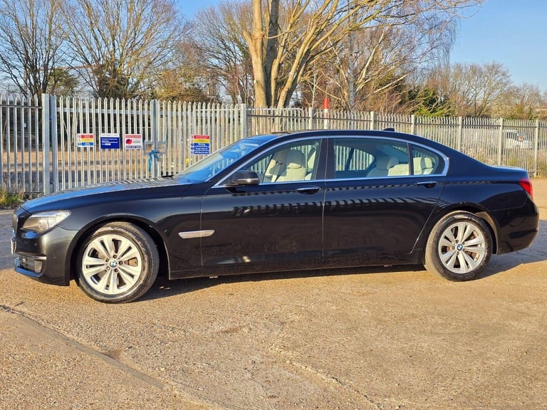 2013 BMW 7 Series 4.4 750Li V8 SE Auto Euro 5 (s/s) 4dr Saloon Petrol Automatic