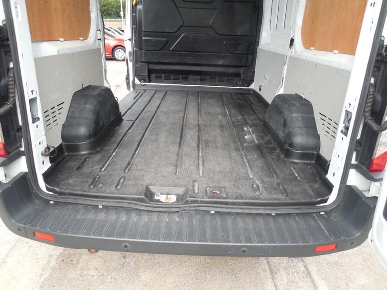  Ford Transit 2.0 TDCi 130ps H2 Van Diesel