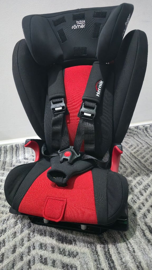 image for IPAI NXT Hernik Disability Car Seat - Swivel 90 Deg Base upto 36KG