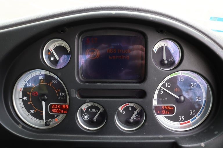 DAF LF55 220 4X2 DROPSIDE STEEL INSULATED TIPPER (2008)