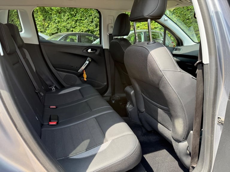 2019 Peugeot 2008 1.5 BlueHDi 100 Allure 5dr [5 Speed] HATCHBACK DIESEL Manual