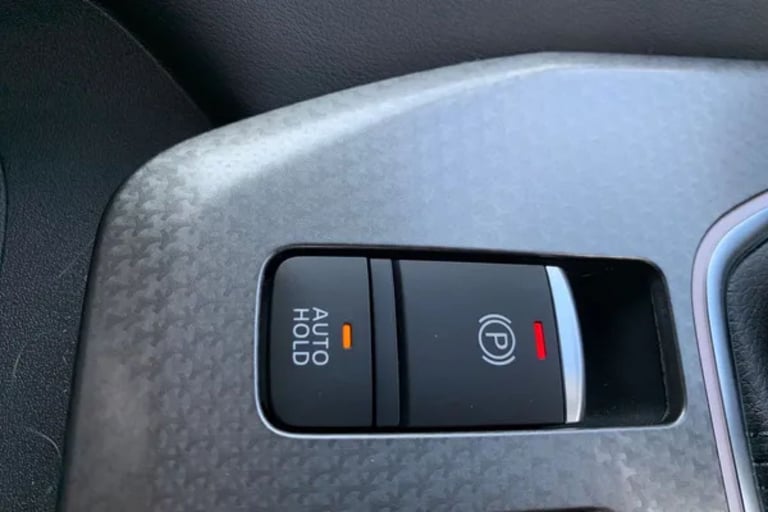 2025 Nissan Qashqai 1.5 E-Power 205 N-Connecta [Glass Roof] 5dr Auto Hatchback Hybrid Automatic