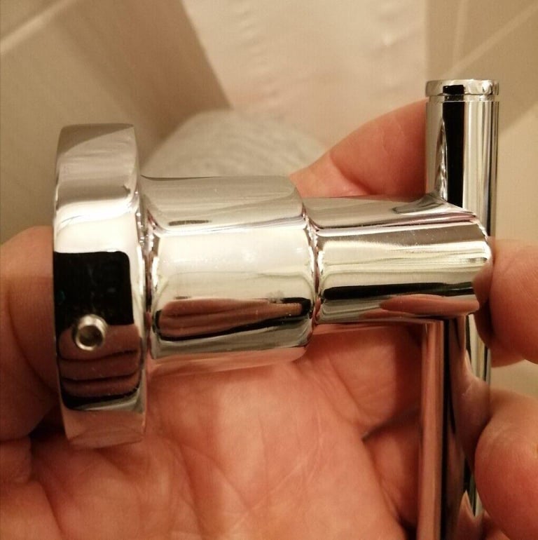 Chrome toilet roll holder 