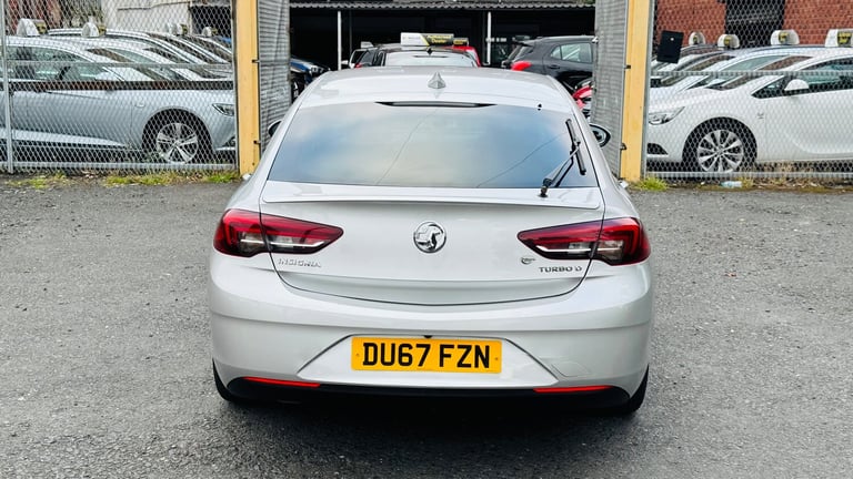 2017 Vauxhall Insignia SRI NAV 5-Door Diesel