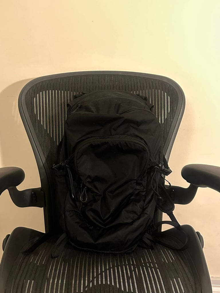 Outdoor Montura Hoverla 22 Backpack (includes 16" laptop case)
