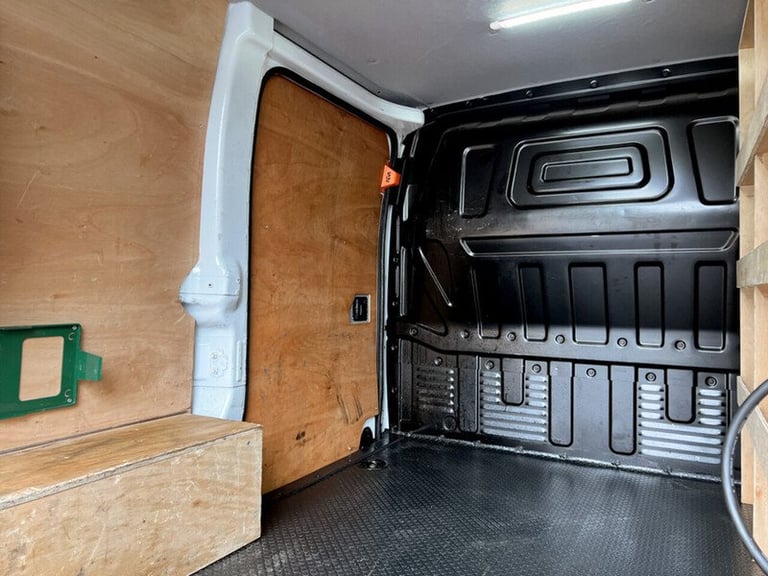  Maxus eDeliver 3 Panel Van Electric Automatic