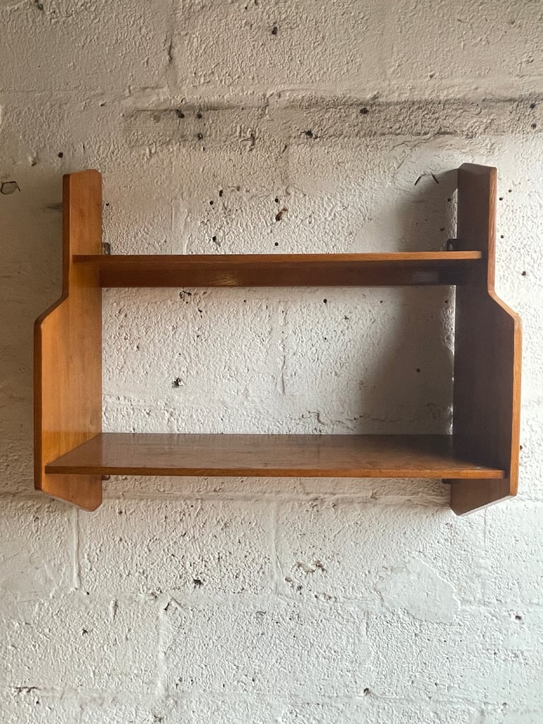 VINTAGE RETRO MID CENTURY SOLID OAK SHELF