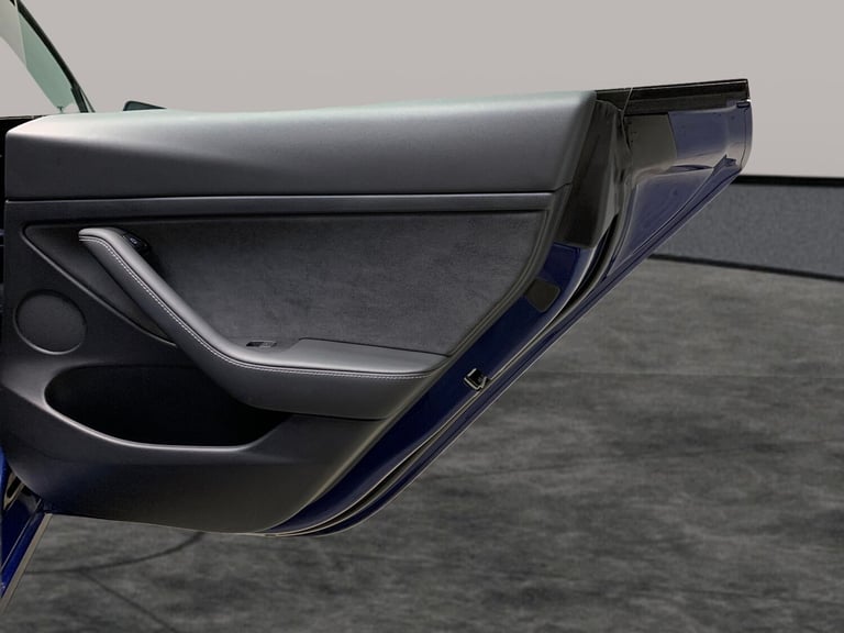 2021 Tesla Model 3 Long Range AWD 4dr Auto SALOON ELECTRIC Automatic