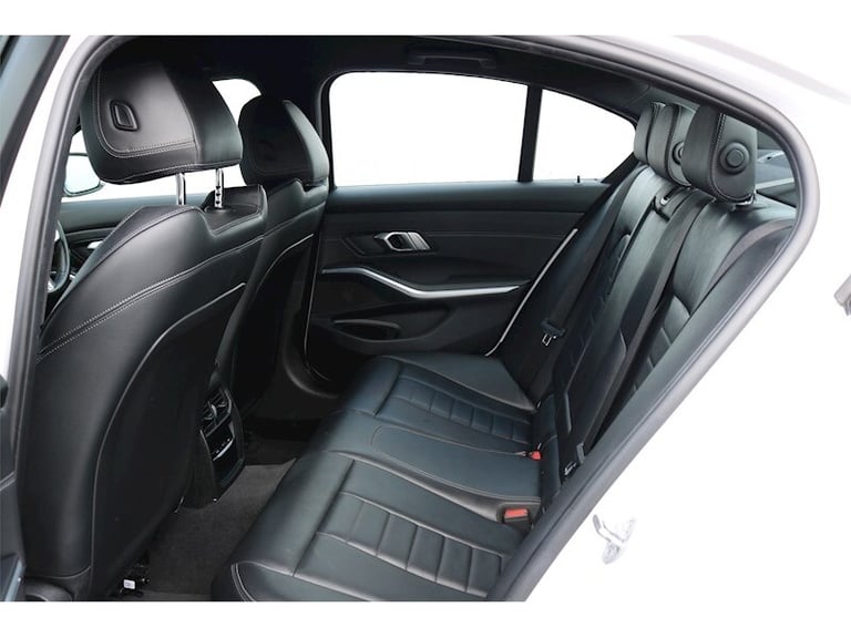 2019 BMW 3 Series 330e M Sport Saloon HYBRID Automatic