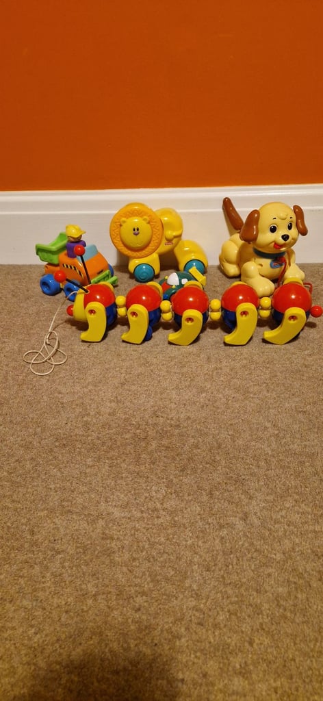 image for TOY BUNDLE 4. ALL IN EXCELLENT CONDITION.