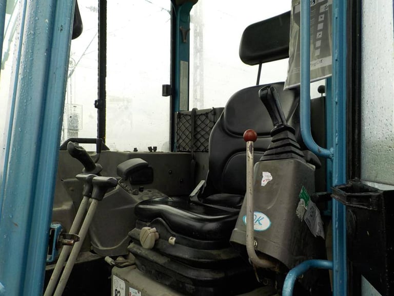 Mini excavator Yanmar VIO50-U 2013