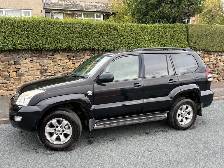 2007 Toyota Landcruiser LC4 3.0 D4-D AUTO 4X4 BLACK ESTATE Diesel Automatic