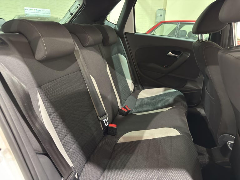 VOLKSWAGEN POLO 1.2 TSI R-Line Euro 5 5dr 2013