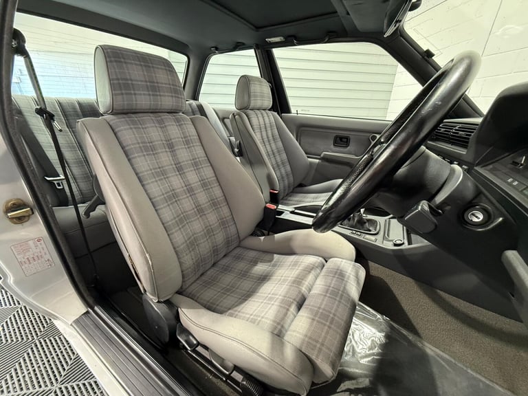  BMW 3 Series 1.8 318i S 2dr Petrol Manual