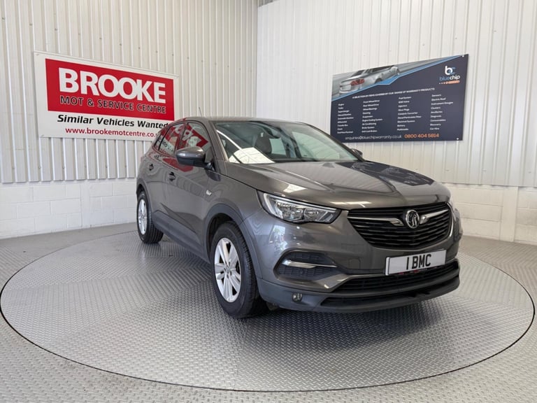 image for 2018 Vauxhall Grandland X 1.2 Turbo SE Euro 6 (s/s) 5dr HATCHBACK Petrol Manual