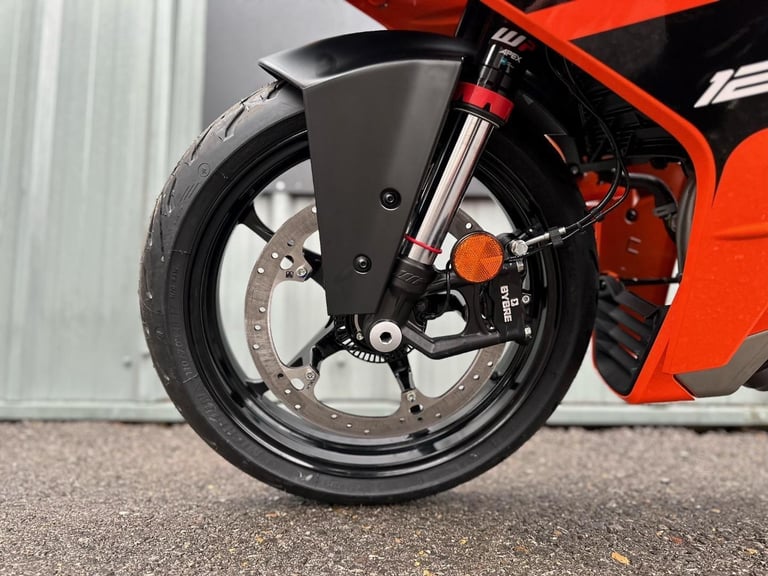 2024 KTM RC 125 MOTORCYCLE