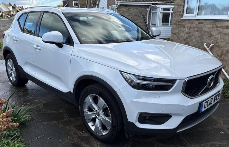 2018 Volvo XC40 2.0 T4 Momentum Pro 5dr AWD Geartronic Estate Automatic
