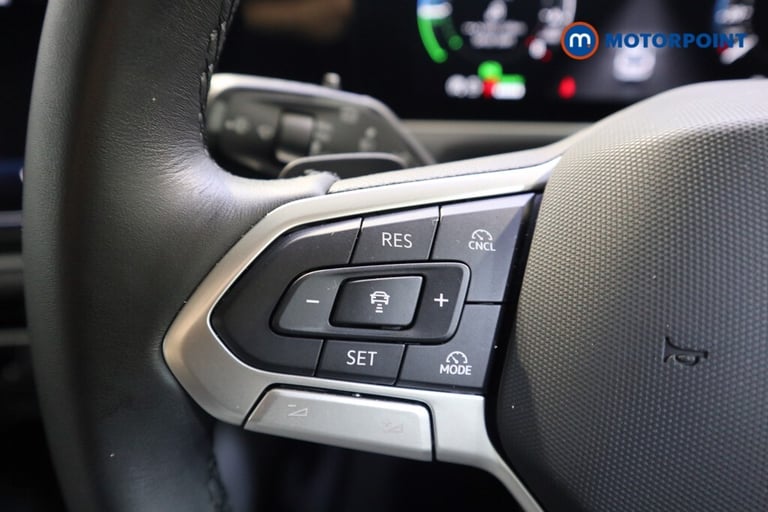 2025 Volkswagen Passat 1.5 TSI eHybrid Life 5dr DSG Estate Hybrid Automatic