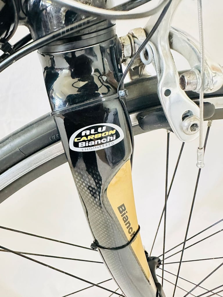 BIANCHI 928 Carbon Size/M Campagnolo Groupset Road Bike WARRANTY 