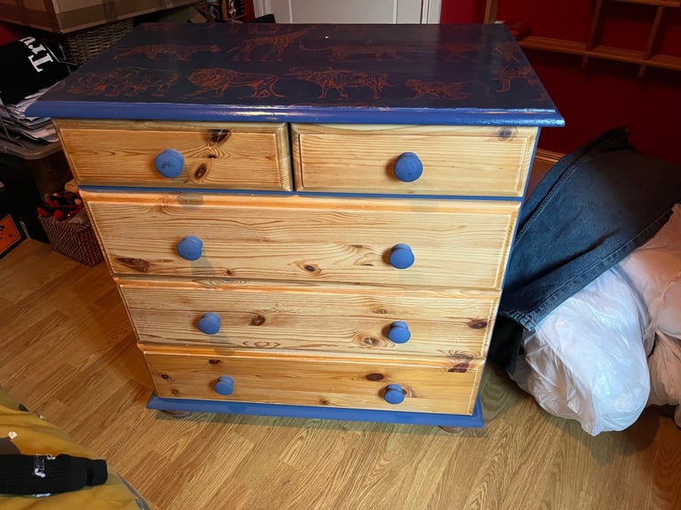 Upcycled pine chest of drawers 