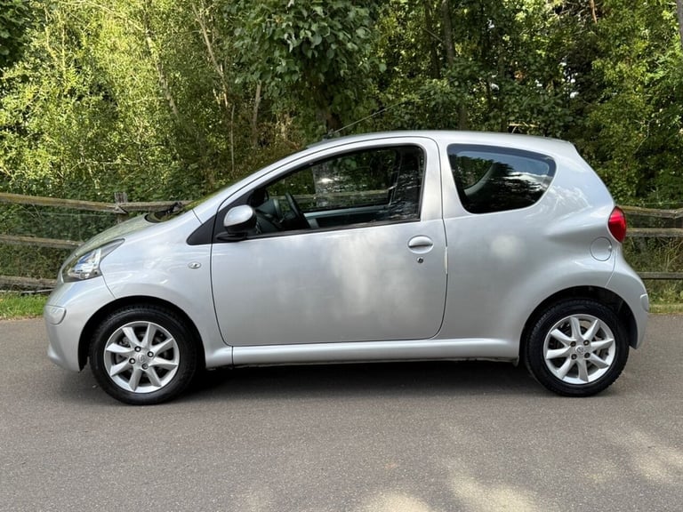 2008 Toyota AYGO 1.0 VVT-i Platinum Hatchback 3dr Petrol MultiMode Euro 4 (AC) (67 bhp) Hatchback...