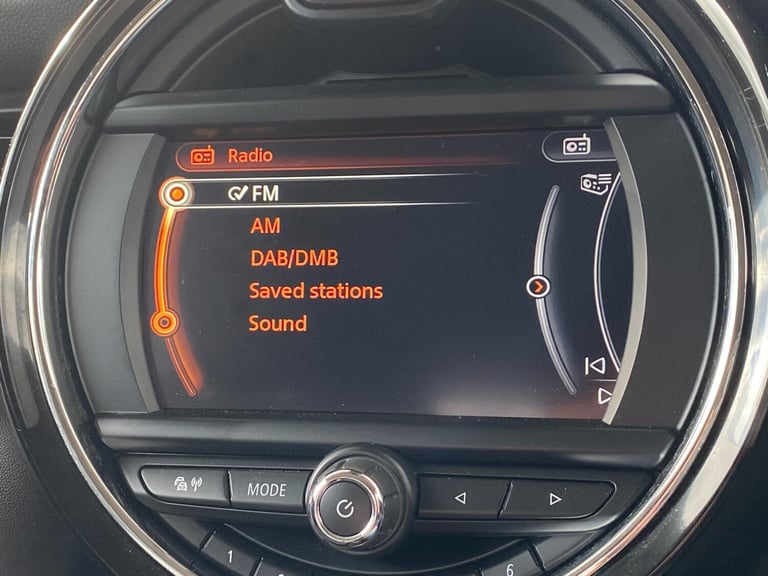 2017 MINI Hatch 2.0 Cooper S 3dr - Chili Pack &amp; Cruise Control &amp; Parking Sensors HATCHBAC...